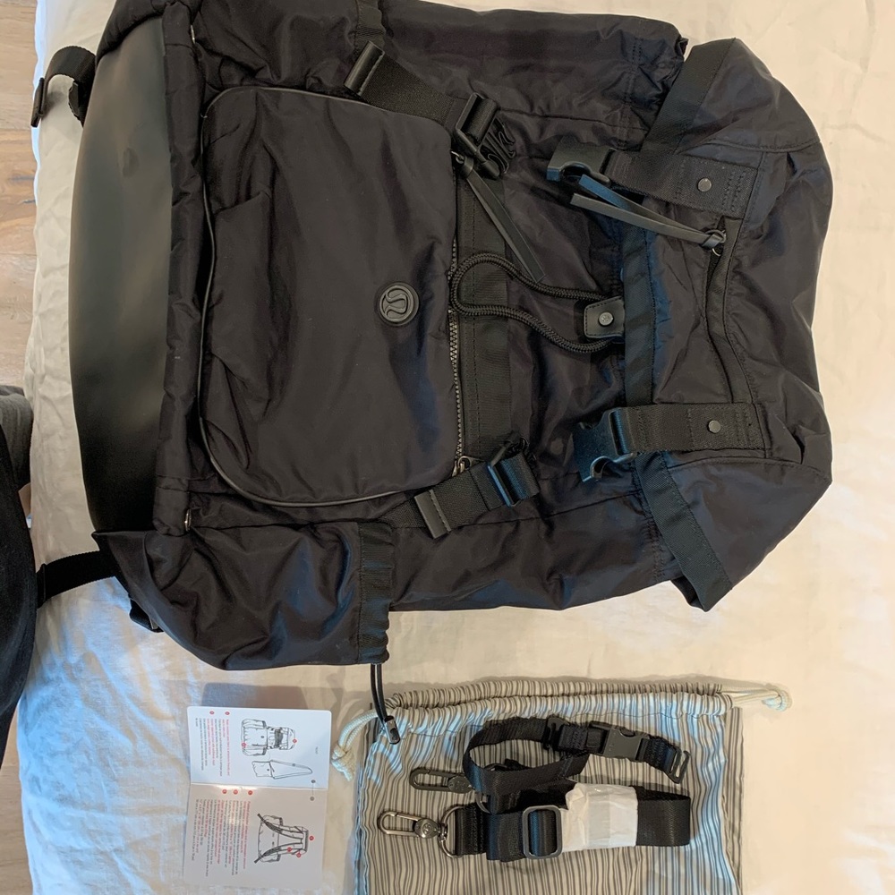 Lululemon traveling yogini Rucksak